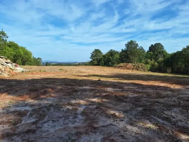 Terreno à venda, no bairro Centro em Campo Magro