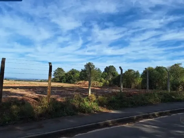 Terreno à venda, no bairro Centro em Campo Magro