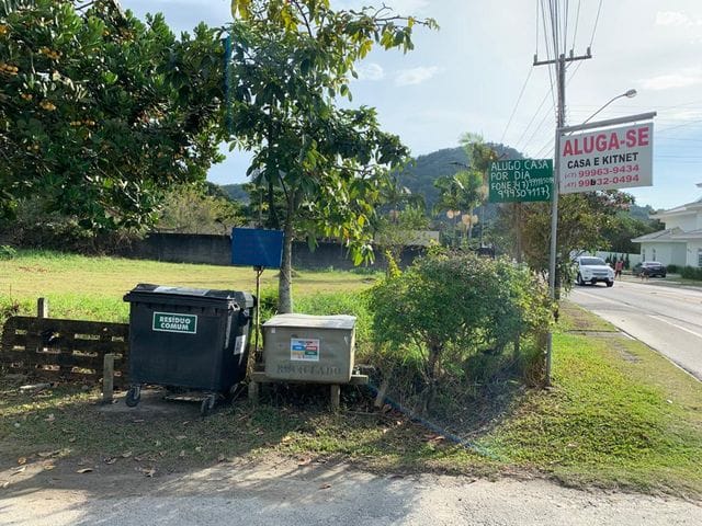 Terreno com 1418m², à venda, no bairro Praia do Estaleiro em Balneário Camboriú