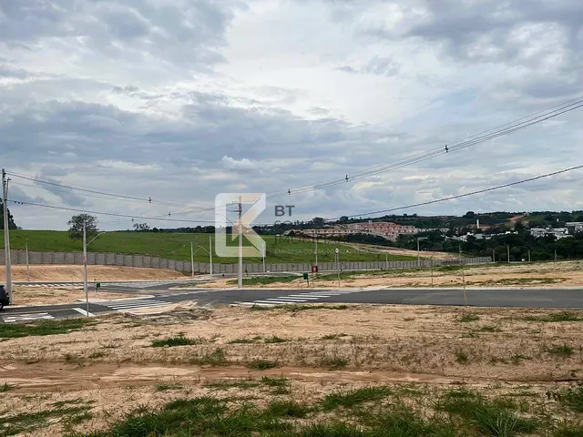 Terreno com 376m², à venda, no bairro Colinas de Indaiatuba em Indaiatuba