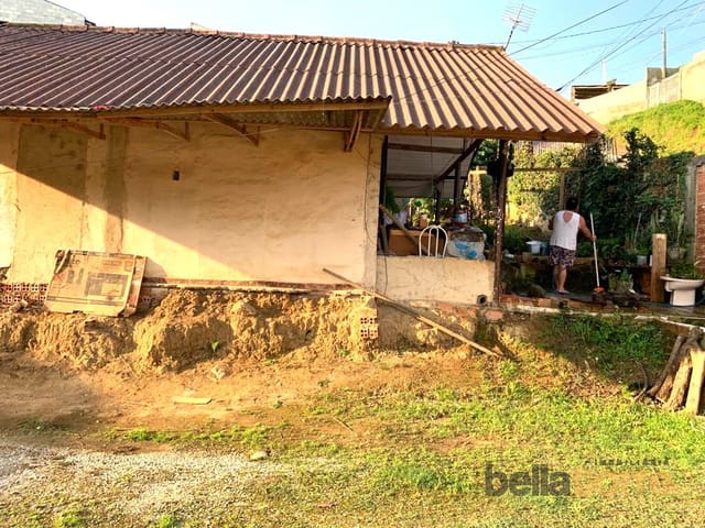 Terreno à venda, no bairro Planta Nossa Senhora de Lourdes em Almirante Tamandaré