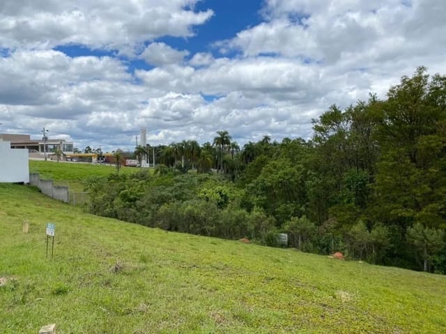 Terreno com 150m², à venda, no bairro Vila Santo Antônio em Cotia