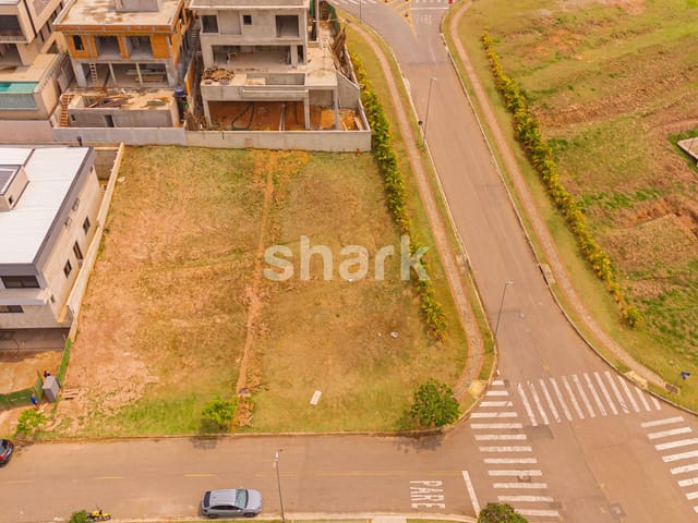 Terreno com 447m², à venda, no bairro Colinas da Anhangüera em Santana de Parnaíba