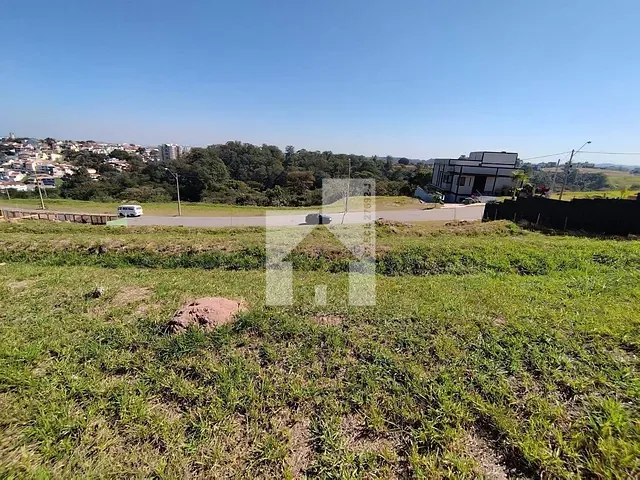 Terreno com 483m², à venda, no bairro Jardim Florestal em Jundiaí