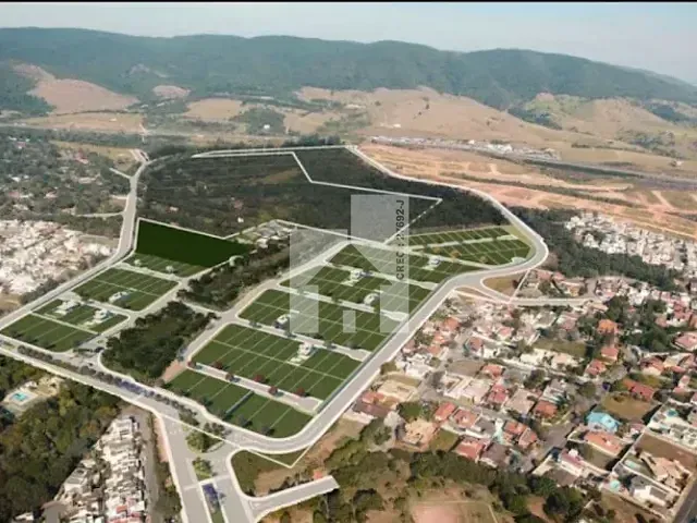 Terreno com 710m², à venda, no bairro Jardim das Samambaias em Jundiaí