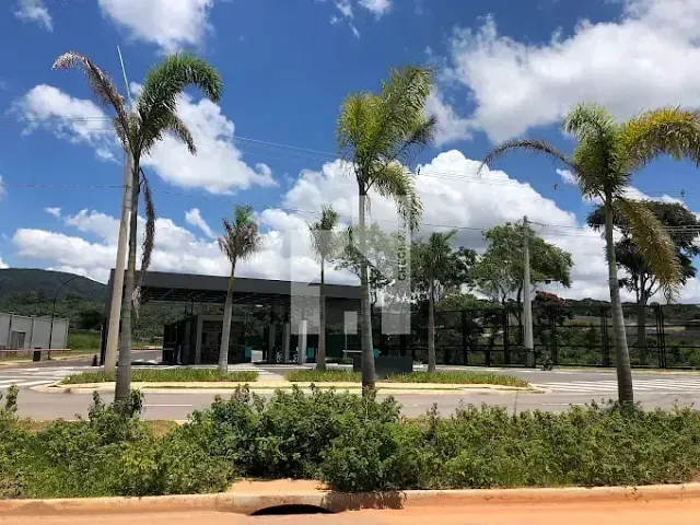 Terreno com 710m², à venda, no bairro Jardim das Samambaias em Jundiaí