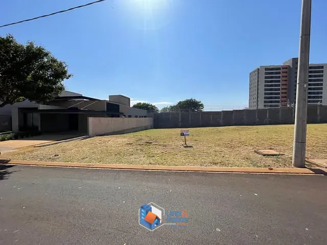 Terreno com 462m² 1 quarto e 1 banheiro, à venda, no bairro Quintas de São José em Ribeirão Preto
