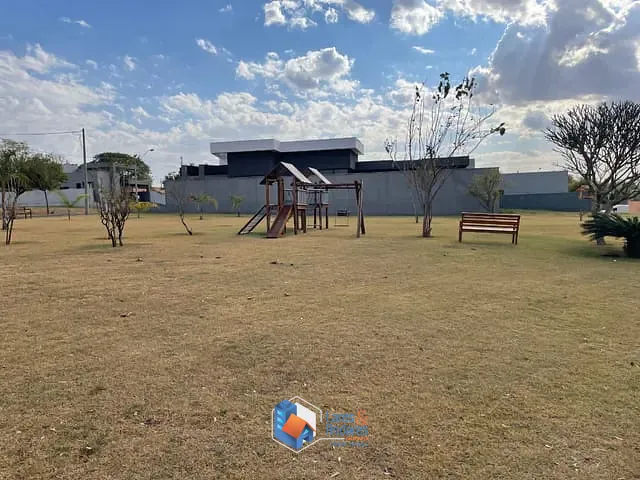 Terreno com 462m² 1 quarto e 1 banheiro, à venda, no bairro Quintas de São José em Ribeirão Preto