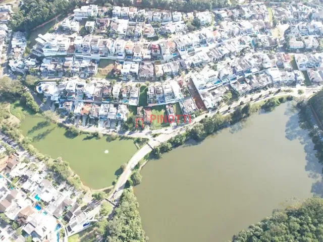 Terreno à venda, no bairro Parque Terra Nova II em São Bernardo do Campo