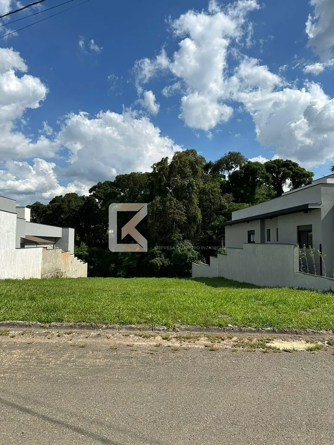 Terreno, 551 m² - Foto 1