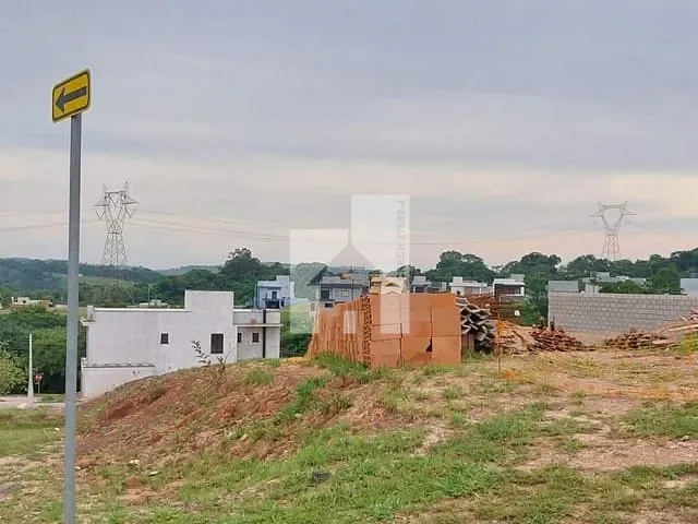 Terreno com 300m², à venda, no bairro Jardim Celeste em Jundiaí