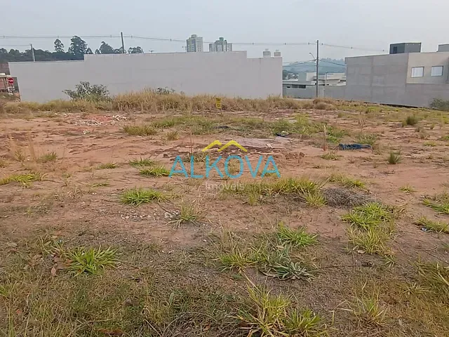 Terreno com 247m², à venda, no bairro Recanto dos Eucaliptos em São José dos Campos