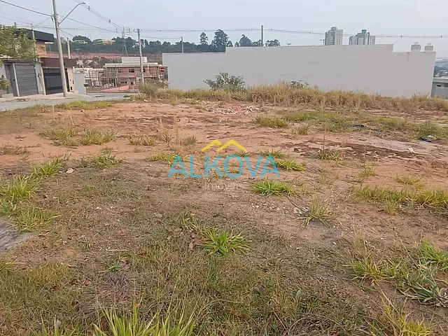 Terreno com 247m², à venda, no bairro Recanto dos Eucaliptos em São José dos Campos