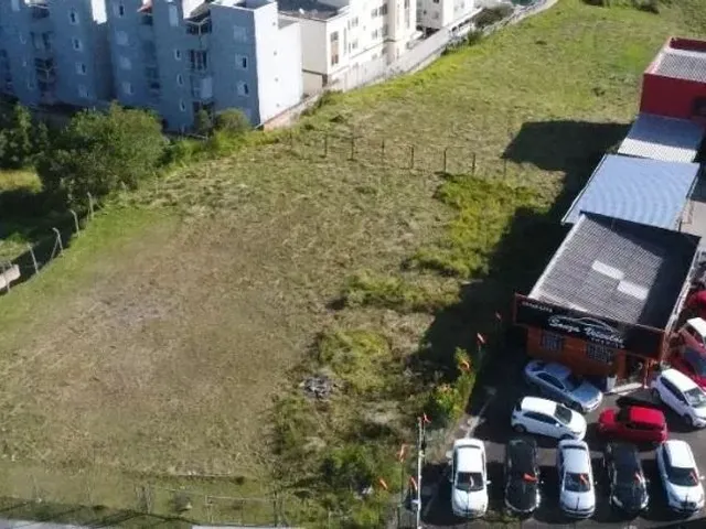 Terreno à venda, no bairro Uberaba em Curitiba