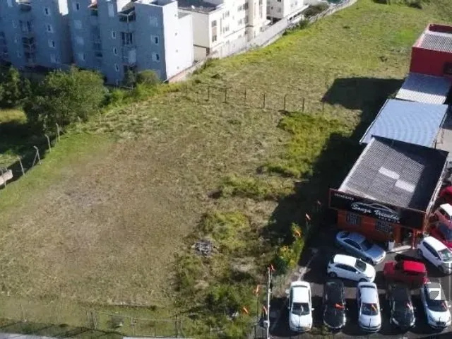Terreno à venda, no bairro Uberaba em Curitiba