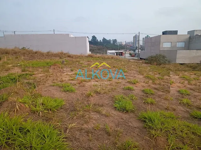 Terreno com 180m², à venda, no bairro Recanto dos Eucaliptos em São José dos Campos