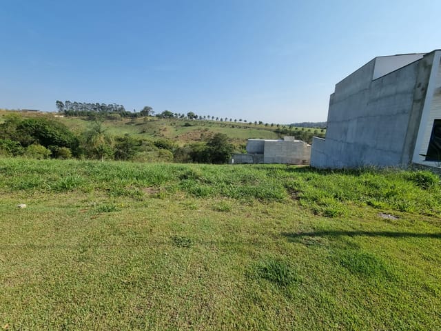 Terreno com 313m², à venda, no bairro Bom Retiro em Bragança Paulista