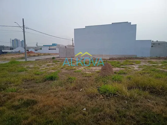 Terreno com 310m², à venda, no bairro Portal dos Pássaros em São José dos Campos