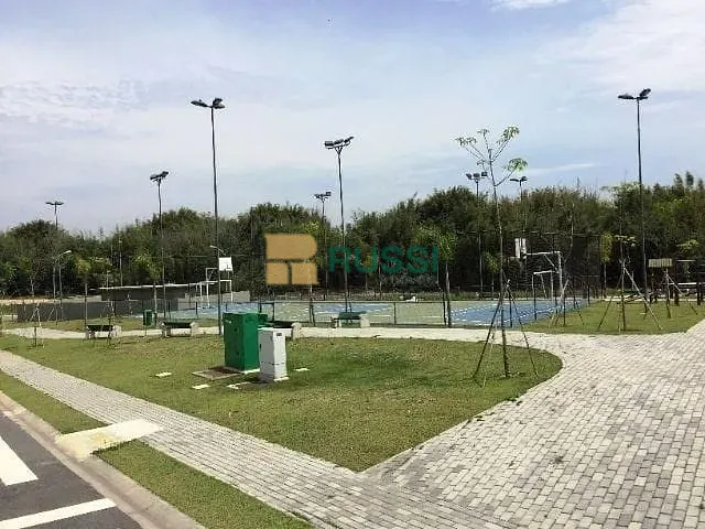 Terreno com 607m², à venda, no bairro Condomínio Residencial Colinas do Paratehy em São José dos Campos