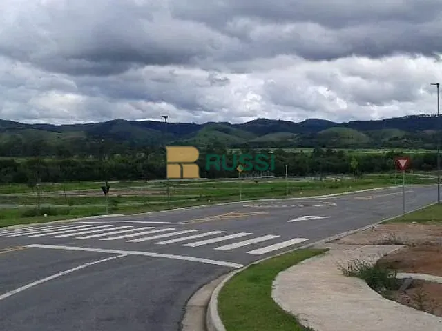 Terreno com 607m², à venda, no bairro Condomínio Residencial Colinas do Paratehy em São José dos Campos