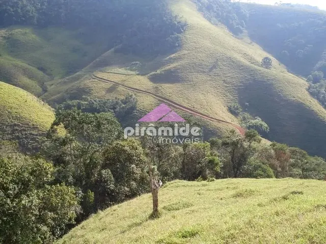 Terreno com 121000m², à venda, no bairro São Francisco Xavier em São José Dos Campos