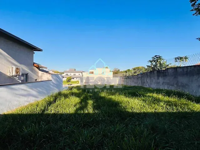 Terreno com 520m², à venda, no bairro Piracangaguá em Taubaté