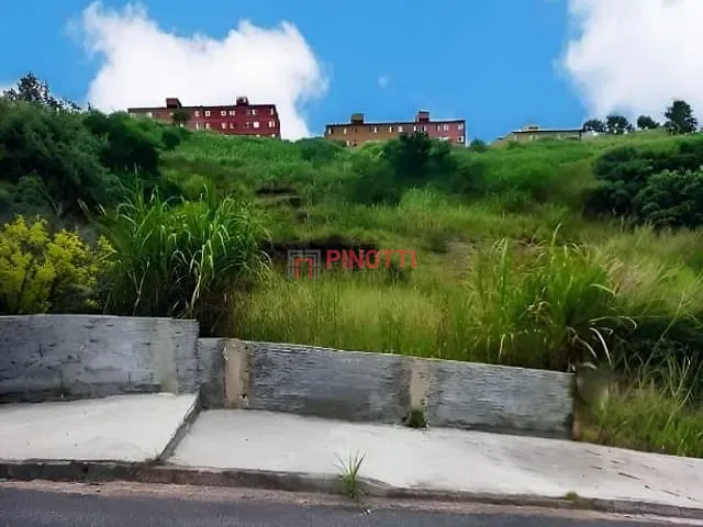 Terreno à venda, no bairro Santa Terezinha em São Bernardo do Campo