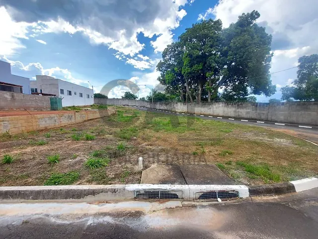 Terreno com 285m², à venda, no bairro 12 de Setembro em Jaguariúna