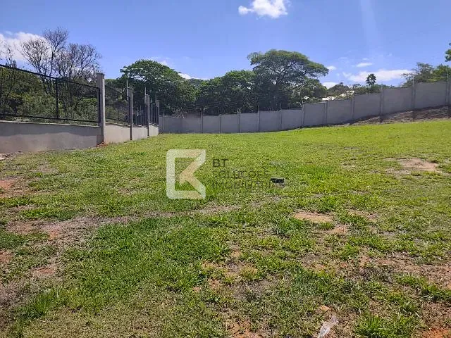 Terreno com 706m², à venda, no bairro Vila Inglesa em Indaiatuba