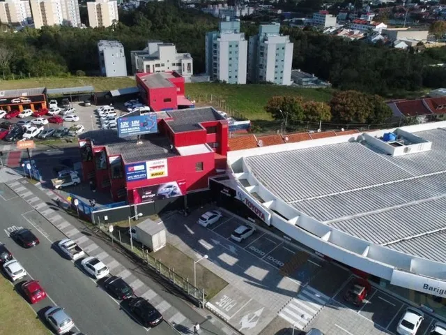 Terreno à venda, no bairro Uberaba em Curitiba