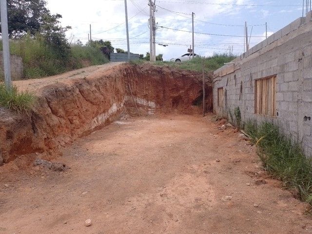 Terreno com 150m², à venda, no bairro Parque Boa Esperança em Itapevi