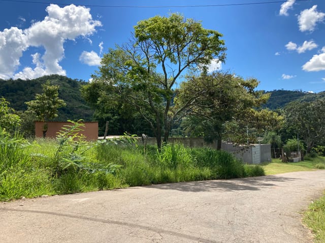 Terreno com 1500m², à venda, no bairro Parque Caetê em Bragança Paulista