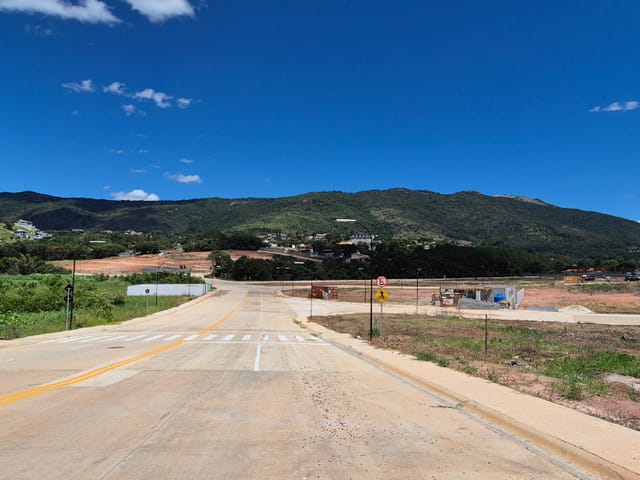 Foto do Terreno - Terreno residencial para venda em Ecoville 1, 360m² | Lares e Andares Imóveis
