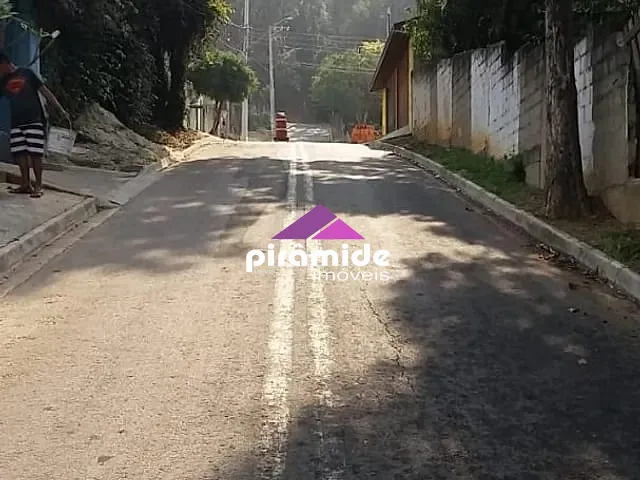 Terreno com 640m², à venda, no bairro Jardim Santa Maria em São José dos Campos