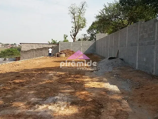 Terreno com 640m², à venda, no bairro Jardim Santa Maria em São José dos Campos