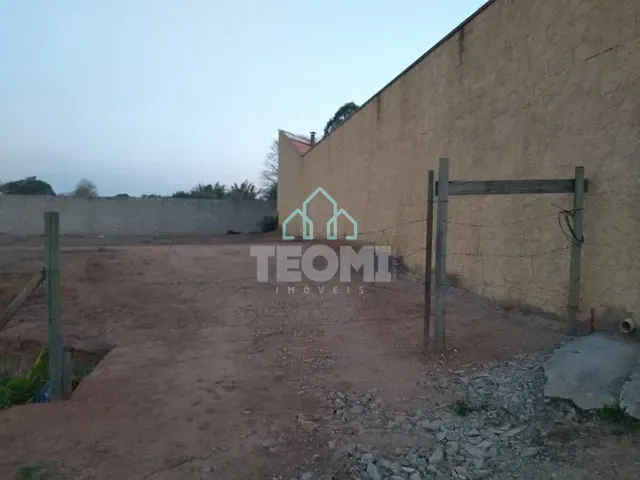 Terreno com 1400m², à venda, no bairro Padre Eterno em Tremembé