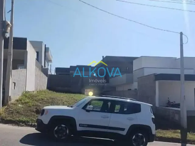 Terreno com 250m², à venda, no bairro Residencial Colinas em Caçapava