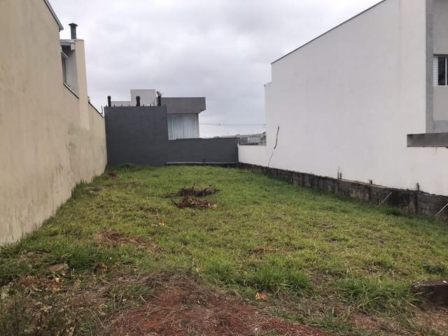 Terreno com 250m², à venda, no bairro Condomínio Portal da Serra em Bragança Paulista