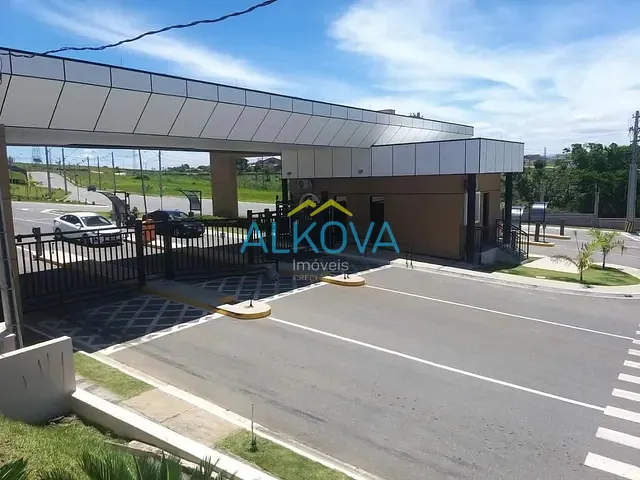 Terreno com 250m², à venda, no bairro Residencial Colinas em Caçapava