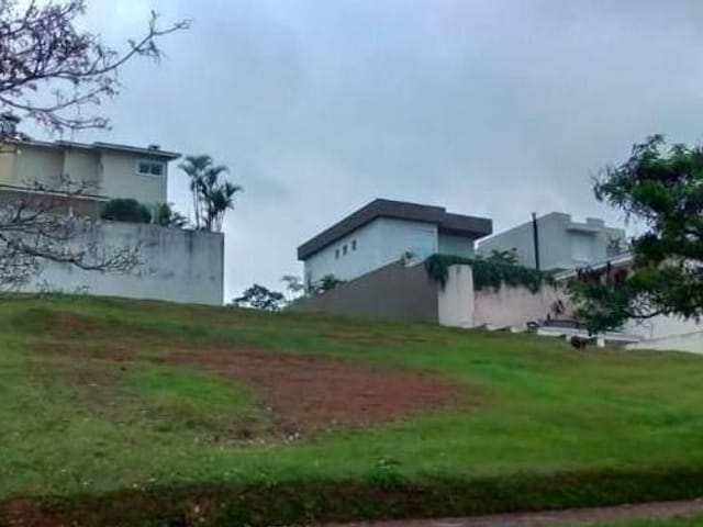 Terreno com 490m², à venda, no bairro Gênesis 2 em Santana de Parnaíba