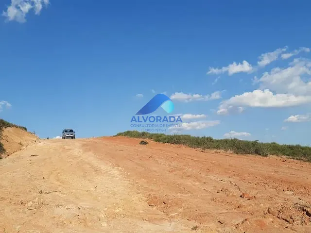 Terreno com 250m², à venda, no bairro Putim em São José dos Campos