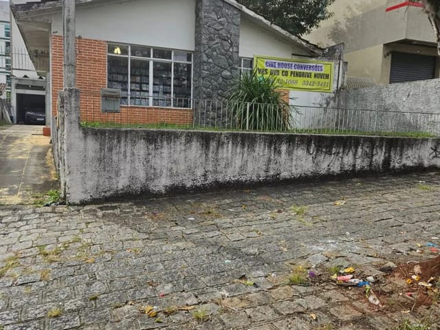 Terreno com 384m², à venda, no bairro Vila Izabel em Curitiba