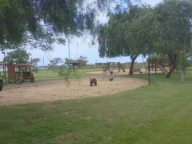 Terreno com 423m², à venda, no bairro Goitacazes em Campos dos Goytacazes