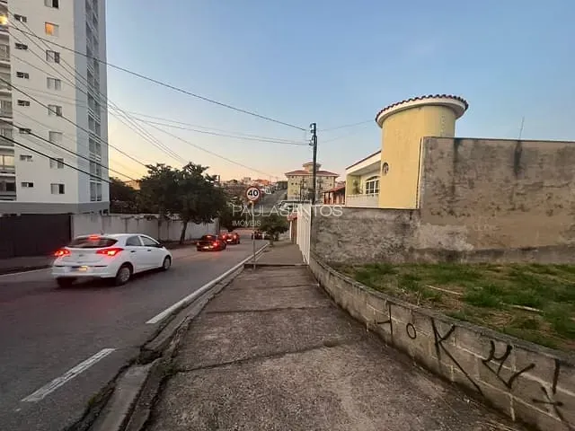 Terreno com 307m², à venda, no bairro Parque Três Meninos em Sorocaba