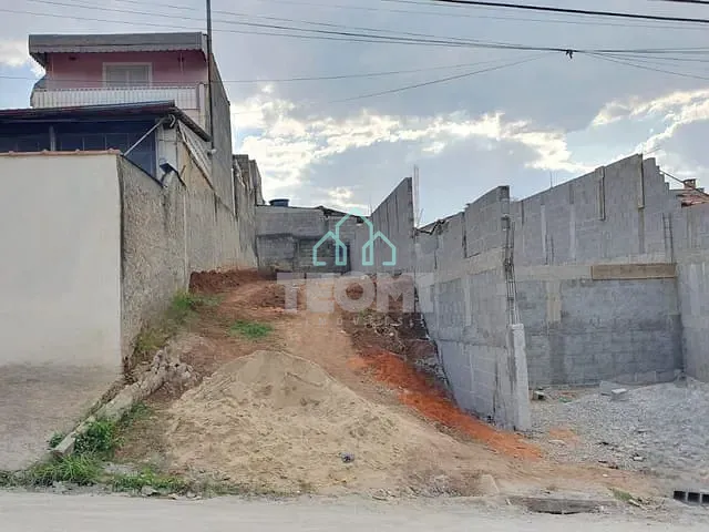 Terreno com 150m², à venda, no bairro Jardim América em Taubaté