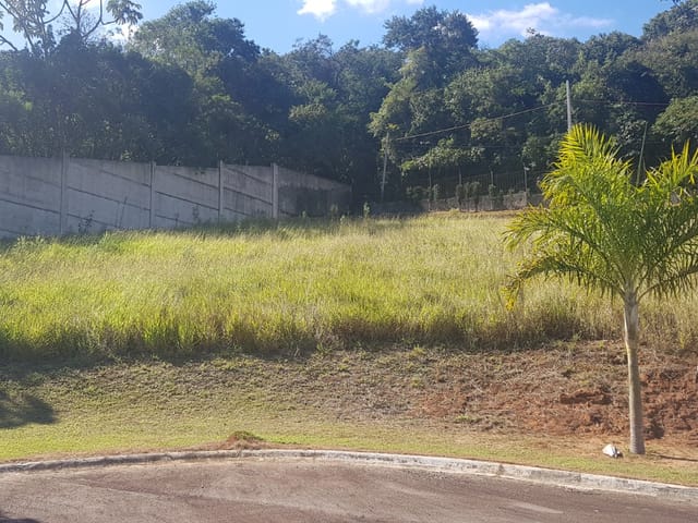 Terreno com 1265m², à venda, no bairro Recanto Amapola em Bragança Paulista