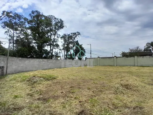 Terreno com 607m², à venda, no bairro Piracangaguá em Taubaté