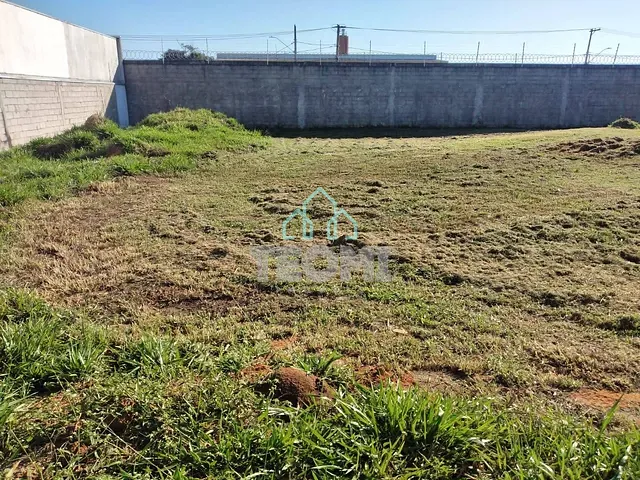 Terreno com 250m², à venda, no bairro Parque São Luís em Taubaté