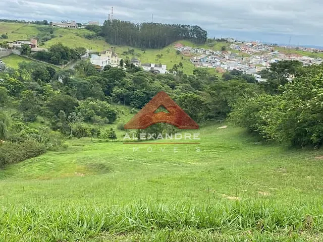 Terreno com 1906m², à venda, no bairro Rio Comprido em Jacareí