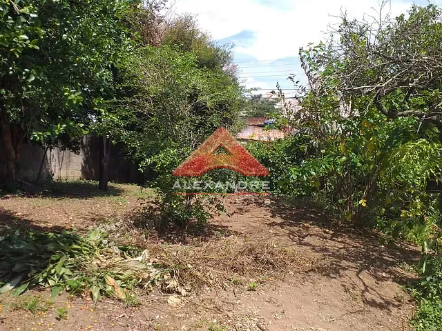 Terreno com 300m², à venda, no bairro Jardim Ismênia em São José dos Campos